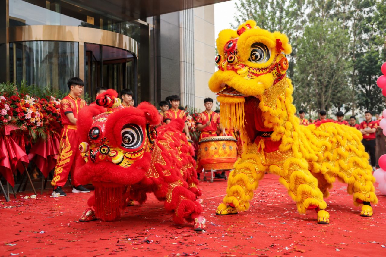 清明前后舞狮活动适不适合做？民俗禁忌+替代方案